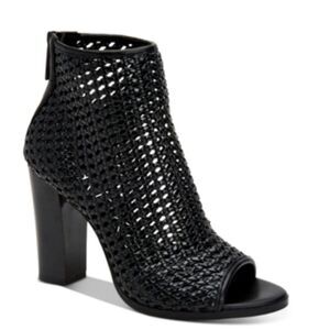 Calvin Klein Black Celise Peep Toe 4"l Heeled Bootie Women's SZ 8 Open Weave